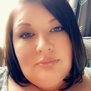 Meet your Posher, Kandi